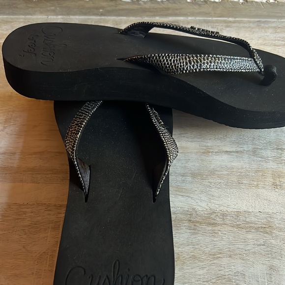 REEF cushion sandals black glitter straps - size 7 - Picture 5 of 7